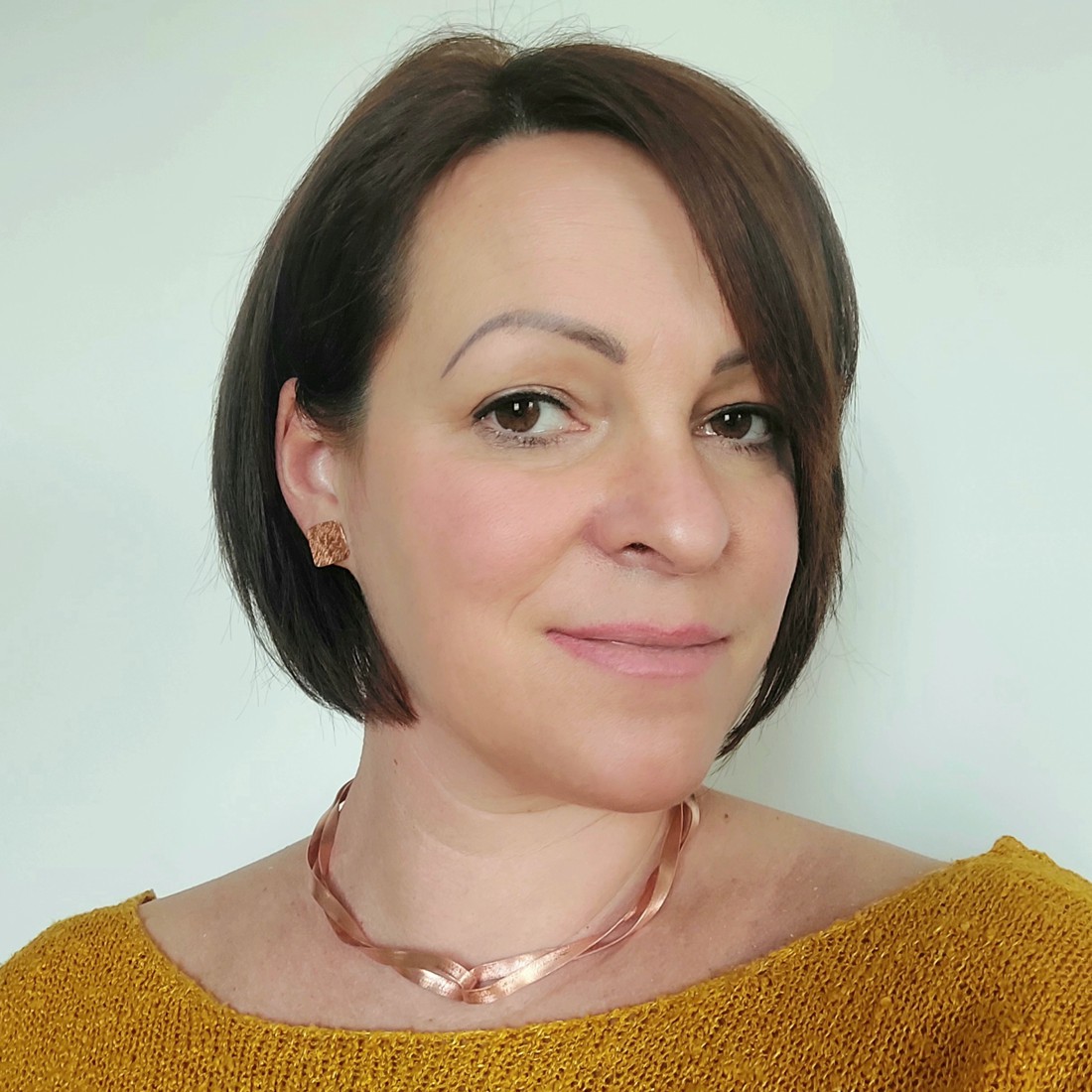 Colier răsucit din cupru -  - Artynos.ro Colier răsucit din cupru -  - Artynos.ro