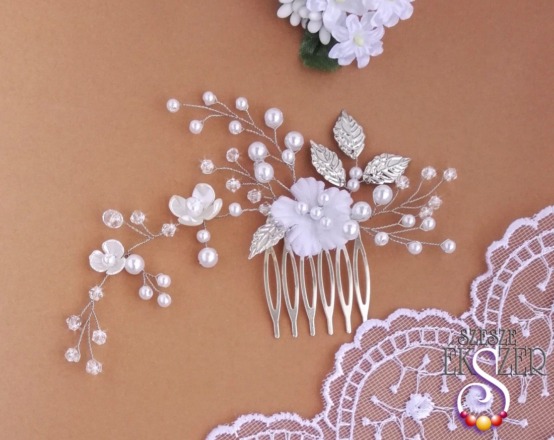 Ornament de păr cu flori mici - - Artynos.ro Ornament de păr cu flori mici - - Artynos.ro
