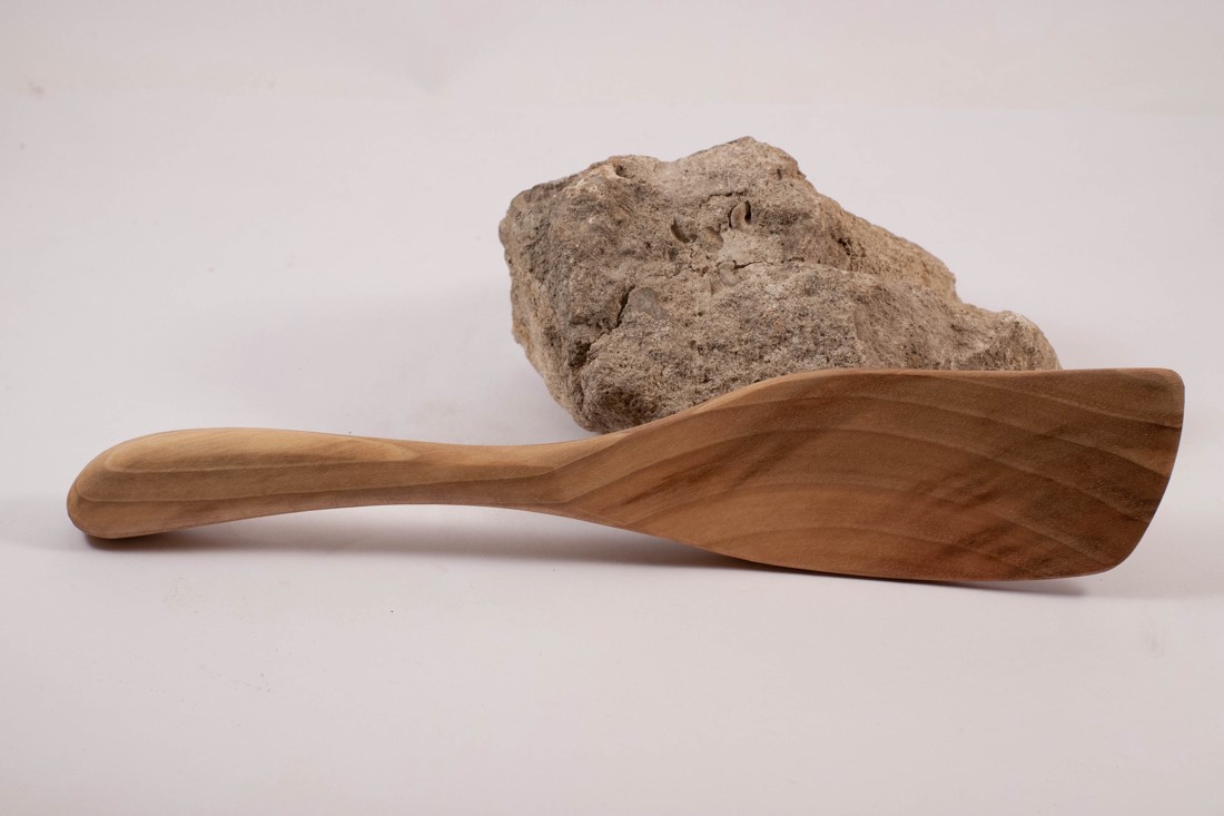 spatulă de lemn pentru stângaci, lingură -  - Artynos.ro