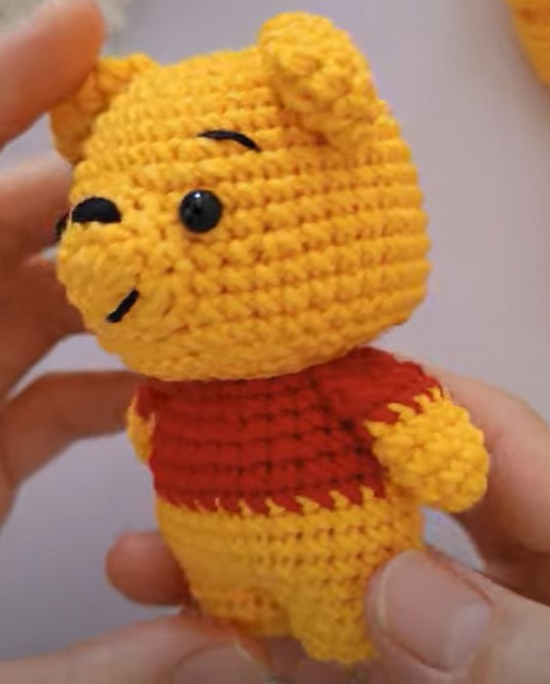 Winnie De Pouh - jucării și echipamente pentru copii - plușuri - ursuleț de pluș - Artynos.ro Winnie De Pouh - jucării și echipamente pentru copii - plușuri - ursuleț de pluș - Artynos.ro
