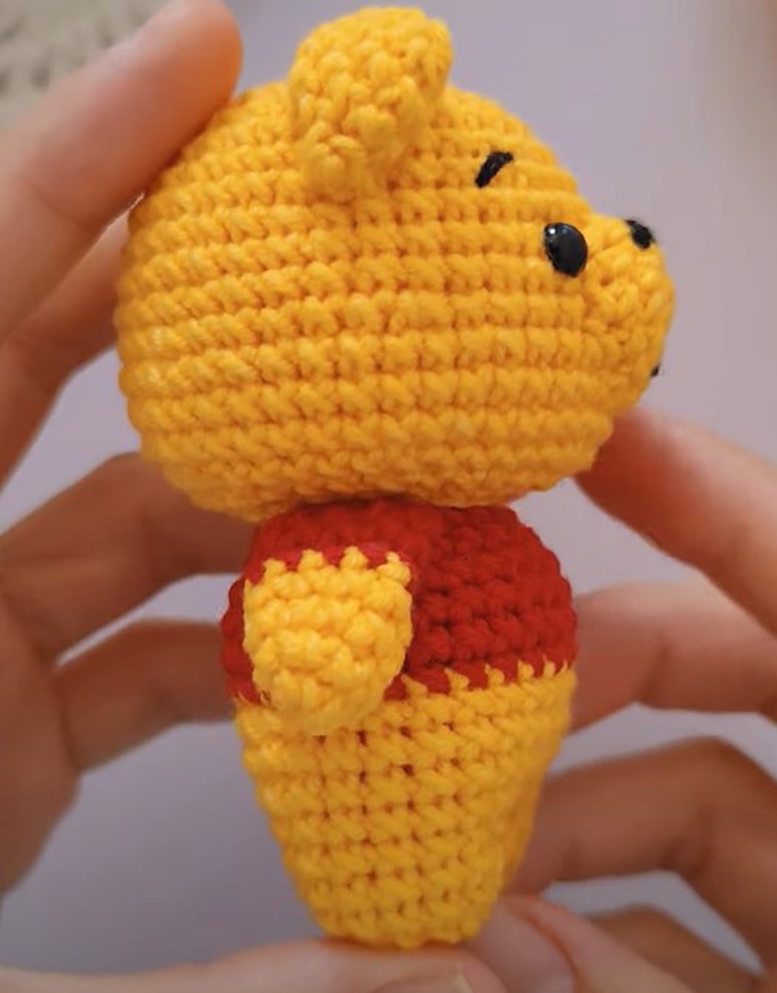 Winnie De Pouh - jucării și echipamente pentru copii - plușuri - ursuleț de pluș - Artynos.ro Winnie De Pouh - jucării și echipamente pentru copii - plușuri - ursuleț de pluș - Artynos.ro