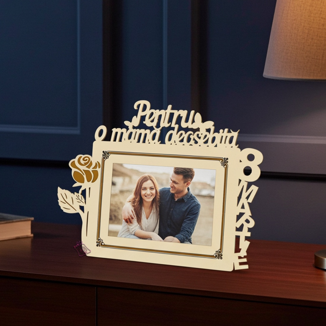 Rama foto de birou,Cadou Mama,8 martie,Lemn Natur - accessorii și unelte - lemn - ramă foto - Artynos.ro