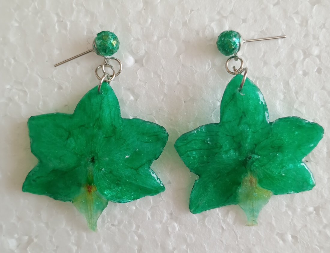 Cercei orhidee  - bijuterii - cercei - cercei din rășină - Artynos.ro