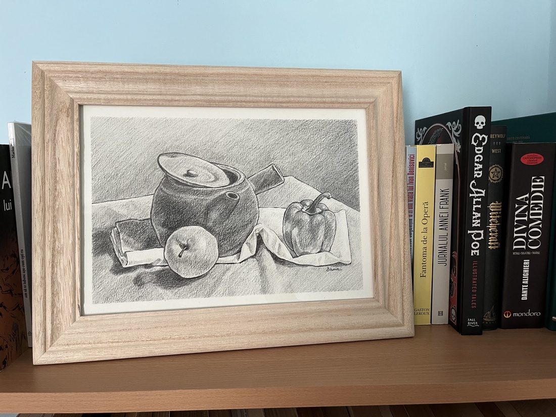 Desen în creion - ibric cu măr și ardei - arte vizuale și accesorii  - grafică, ilustrație - desen în creion - Artynos.ro