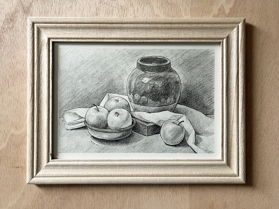 Desen în creion - vază cu mere - arte vizuale și accesorii  - grafică, ilustrație - desen în creion - Artynos.ro