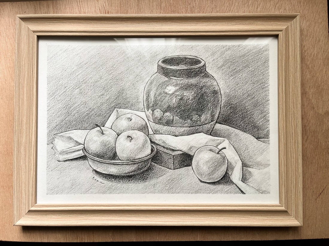 Desen în creion - vază cu mere - arte vizuale și accesorii  - grafică, ilustrație - desen în creion - Artynos.ro