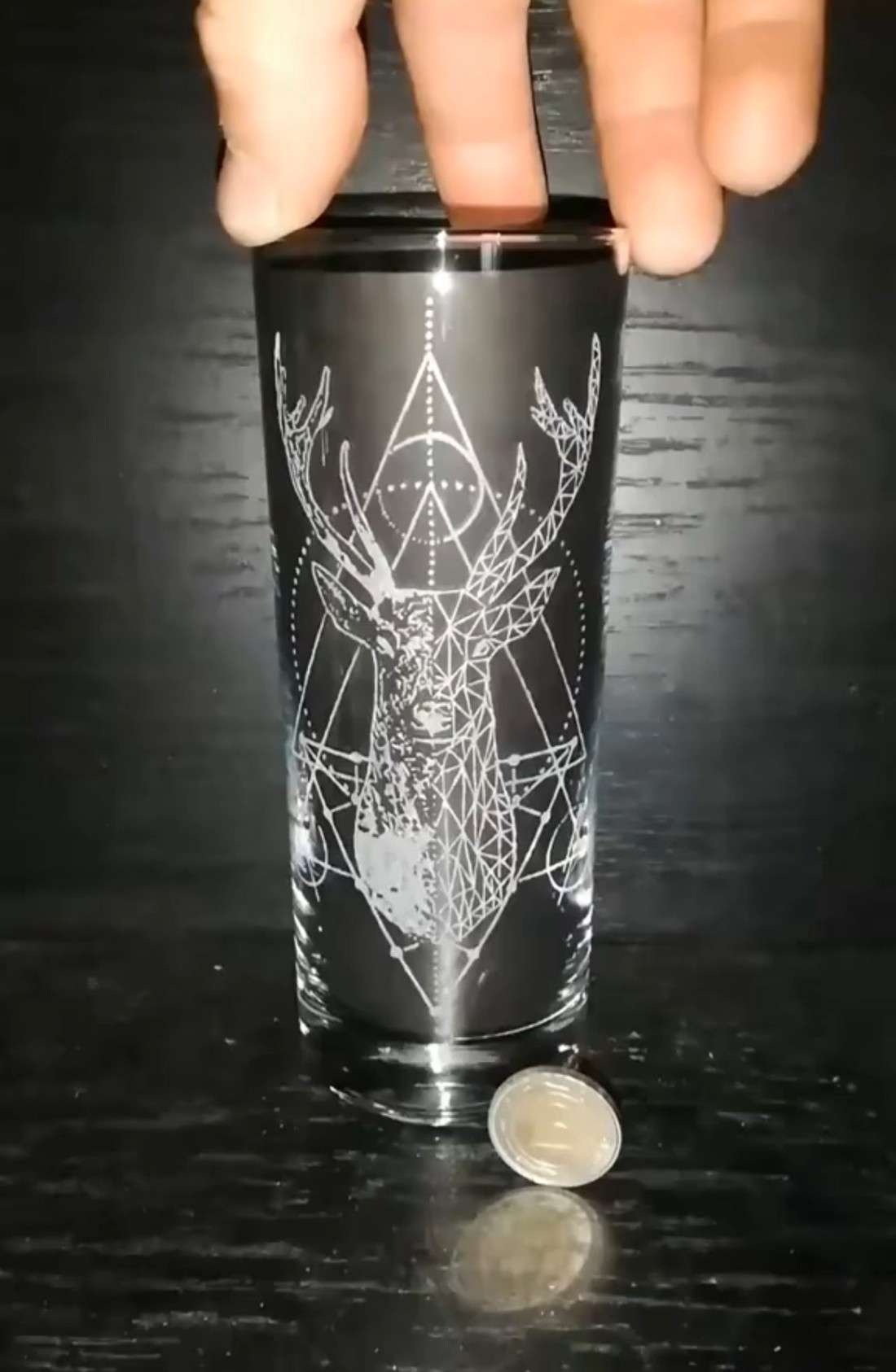 Design geometric cu cerbi -  - Artynos.ro