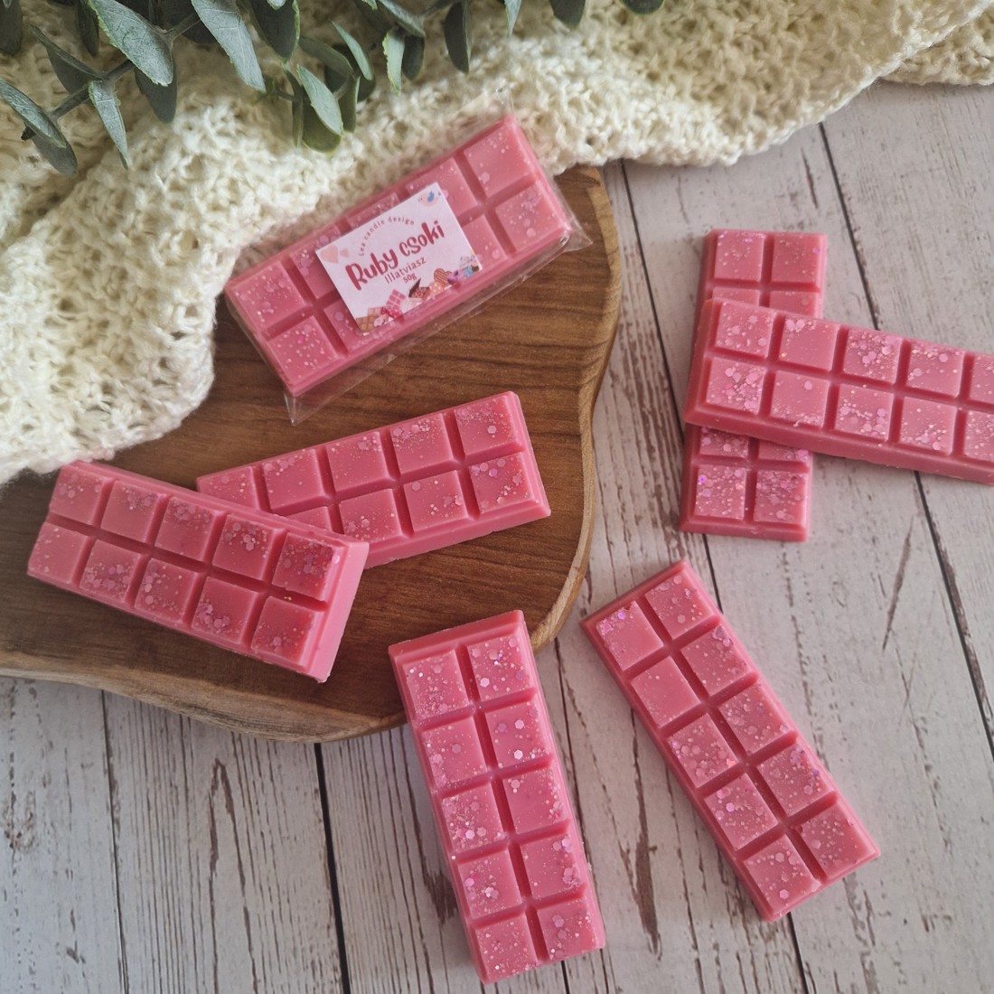 Ceară parfumată cu ciocolată Ruby - - Artynos.ro Ceară parfumată cu ciocolată Ruby - - Artynos.ro