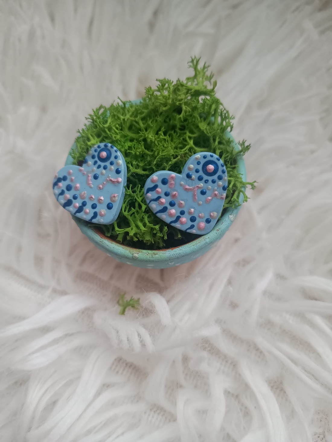 Cercei inimioara blue - bijuterii - cercei - cercei din lemn - Artynos.ro