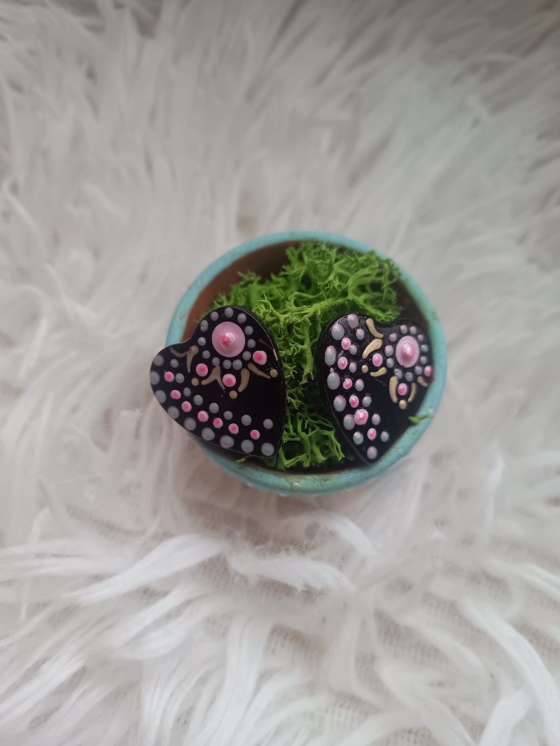 Cercei inimioara negri - bijuterii - cercei - cercei din lemn - Artynos.ro