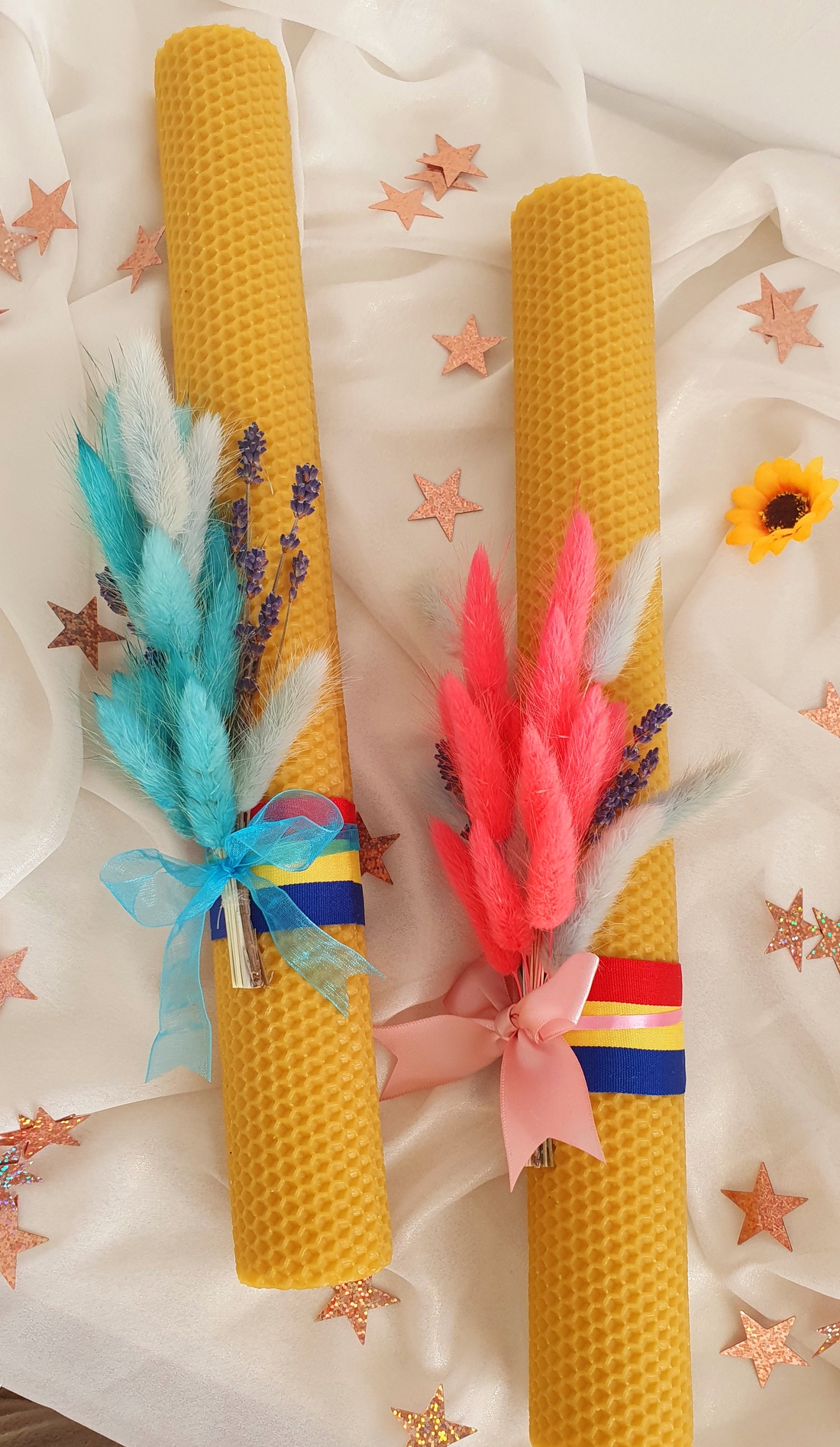 Set lumânări cununie sau botez, din ceară naturală de albine - accesorii nuntă - materiale decor pentru nuntă - lumânări de nuntă și suport lumânări - Artynos.ro