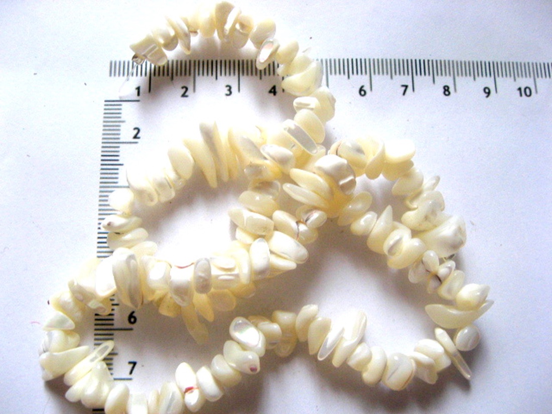 Sirag sidef  neregulat alb 52105 - accessorii și unelte - mărgea, componente de bijuterii - piatră prețioasă - Artynos.ro