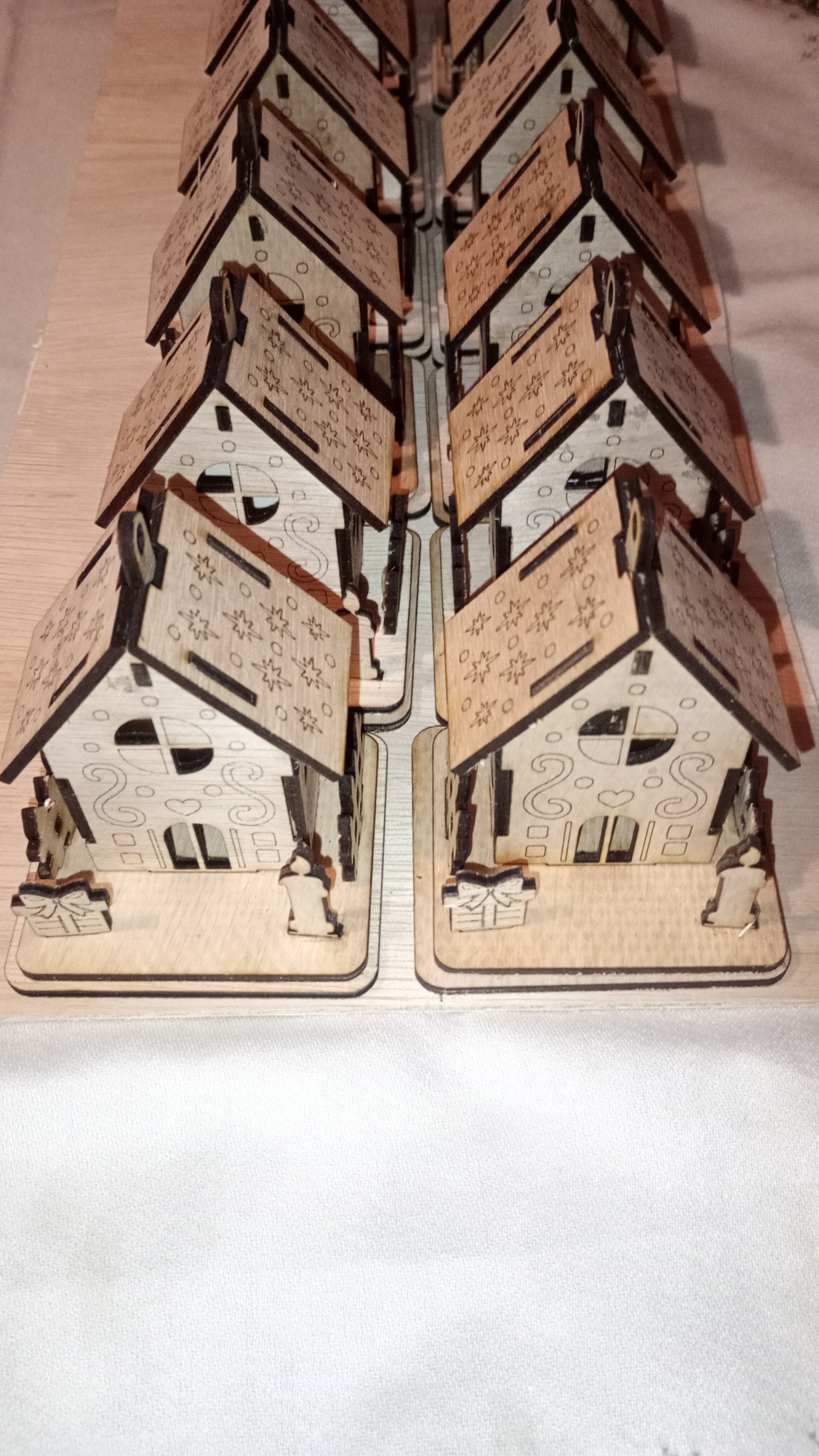 Căsuțe decorative  - crăciun - accesorii cadou de crăciun - felicitări de crăciun - Artynos.ro