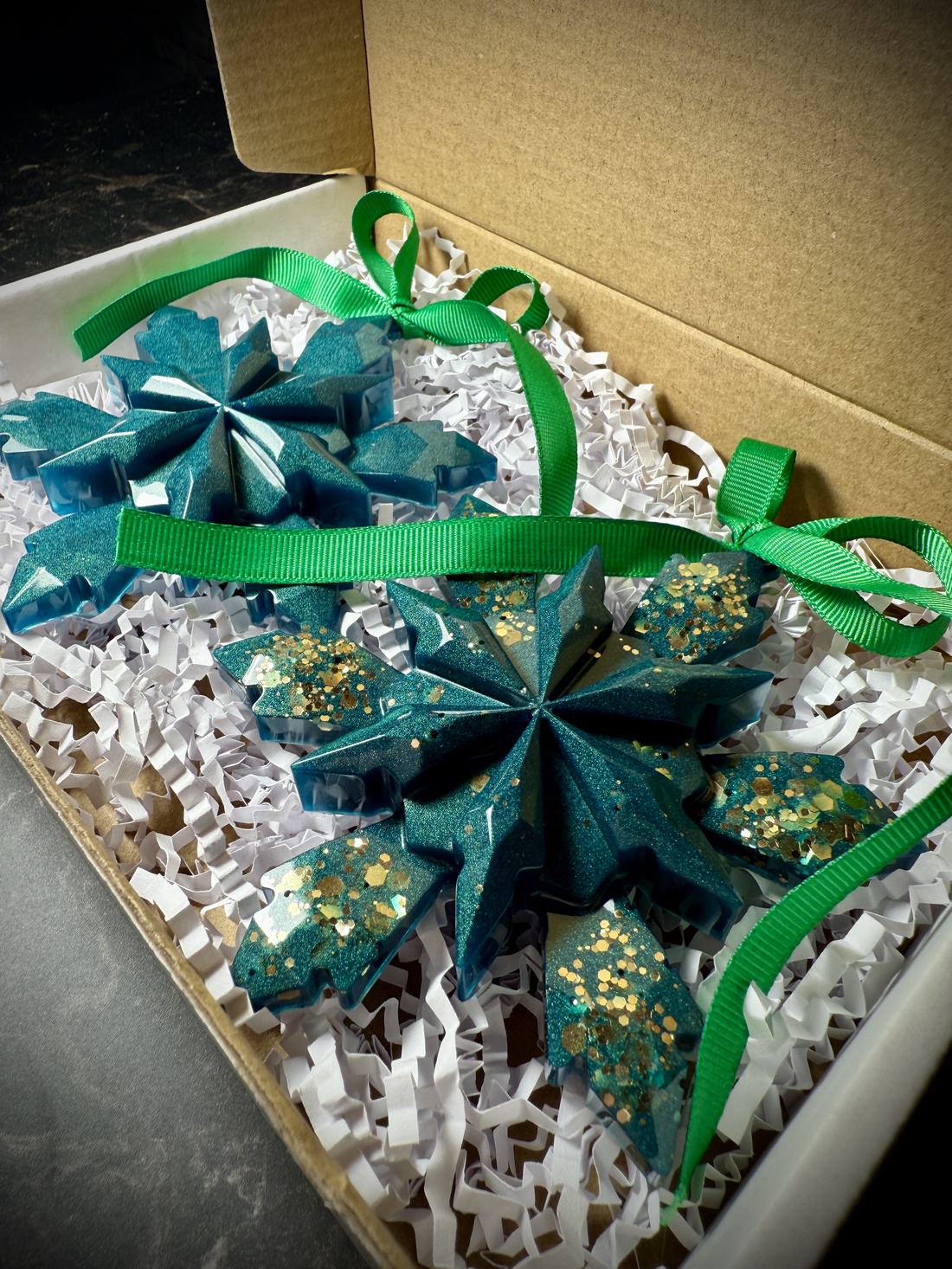 Fulgi din rasina - crăciun - decorațiuni de crăciun de casă - figurine pentru pomul de crăciun - Artynos.ro