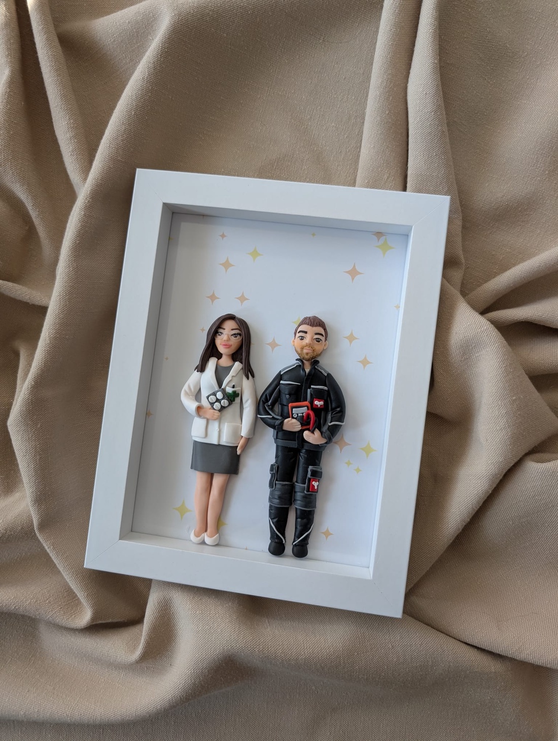 Tablou personalizat cu figurine modelate din lut polimeric - Familia - casă & stil de viață - decorațiuni de casă - picturi murale - tablou din mai multe piese - Artynos.ro