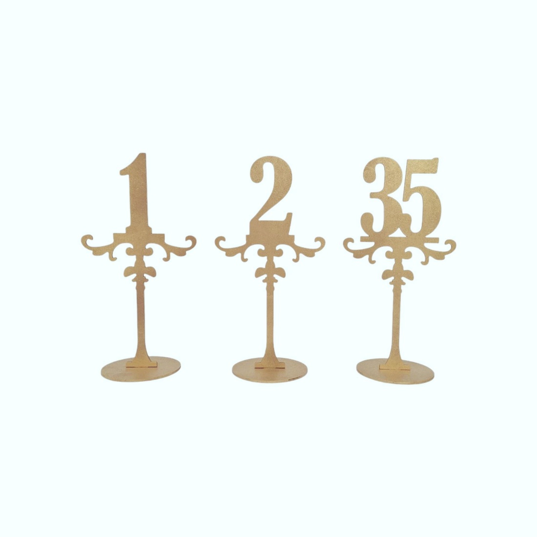 Numar de masa auriu pentru evenimente, set 1-35, 25cm - accesorii nuntă - materiale decor pentru nuntă - decorațiuni pentru masa de nuntă - Artynos.ro Numar de masa auriu pentru evenimente, set 1-35, 25cm - accesorii nuntă - materiale decor pentru nuntă - decorațiuni pentru masa de nuntă - Artynos.ro