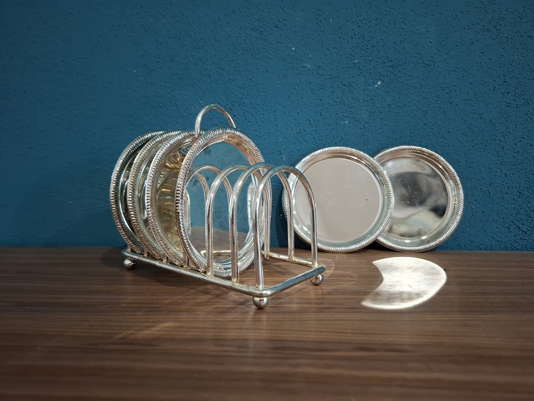 Set de suporturi pentru pahare argintate  - casă & stil de viață - accesorii pentru echipamente de bucătărie - accesorii de servire - suporturi pahare - Artynos.ro