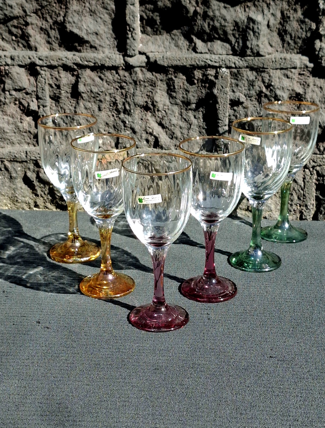 Pahare de vin italienești colorate / pahare de vin iridiscente / pahare aurite  - casă & stil de viață - accesorii pentru echipamente de bucătărie - accesorii de servire - pahare vin - Artynos.ro