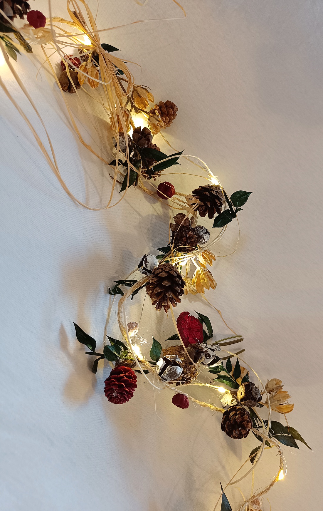 Ghirlanda luminoasa Craciun  - crăciun - decorațiuni de crăciun de casă - luminițe de crăciun - Artynos.ro