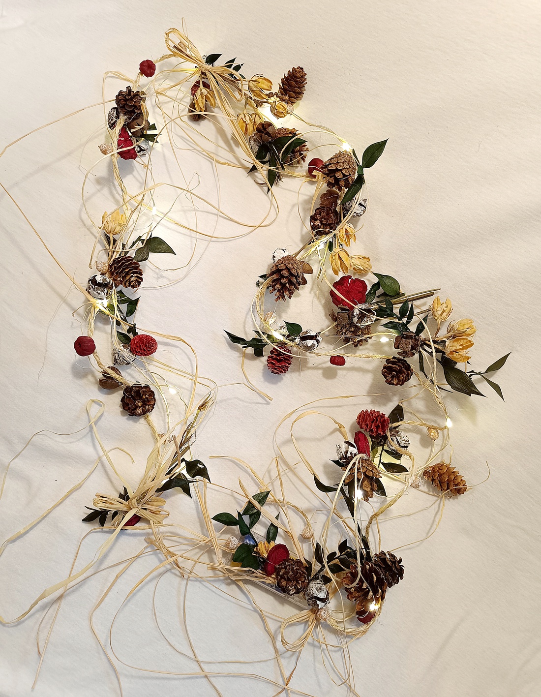 Ghirlanda luminoasa Craciun  - crăciun - decorațiuni de crăciun de casă - luminițe de crăciun - Artynos.ro