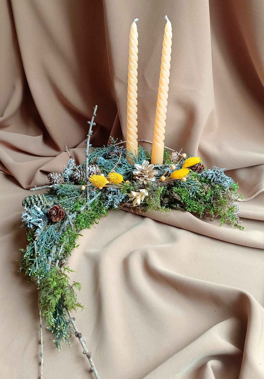 Decoratiune Craciun cu lumanari  - crăciun - decorațiuni de crăciun de casă - decor pentru masă de crăciun - Artynos.ro