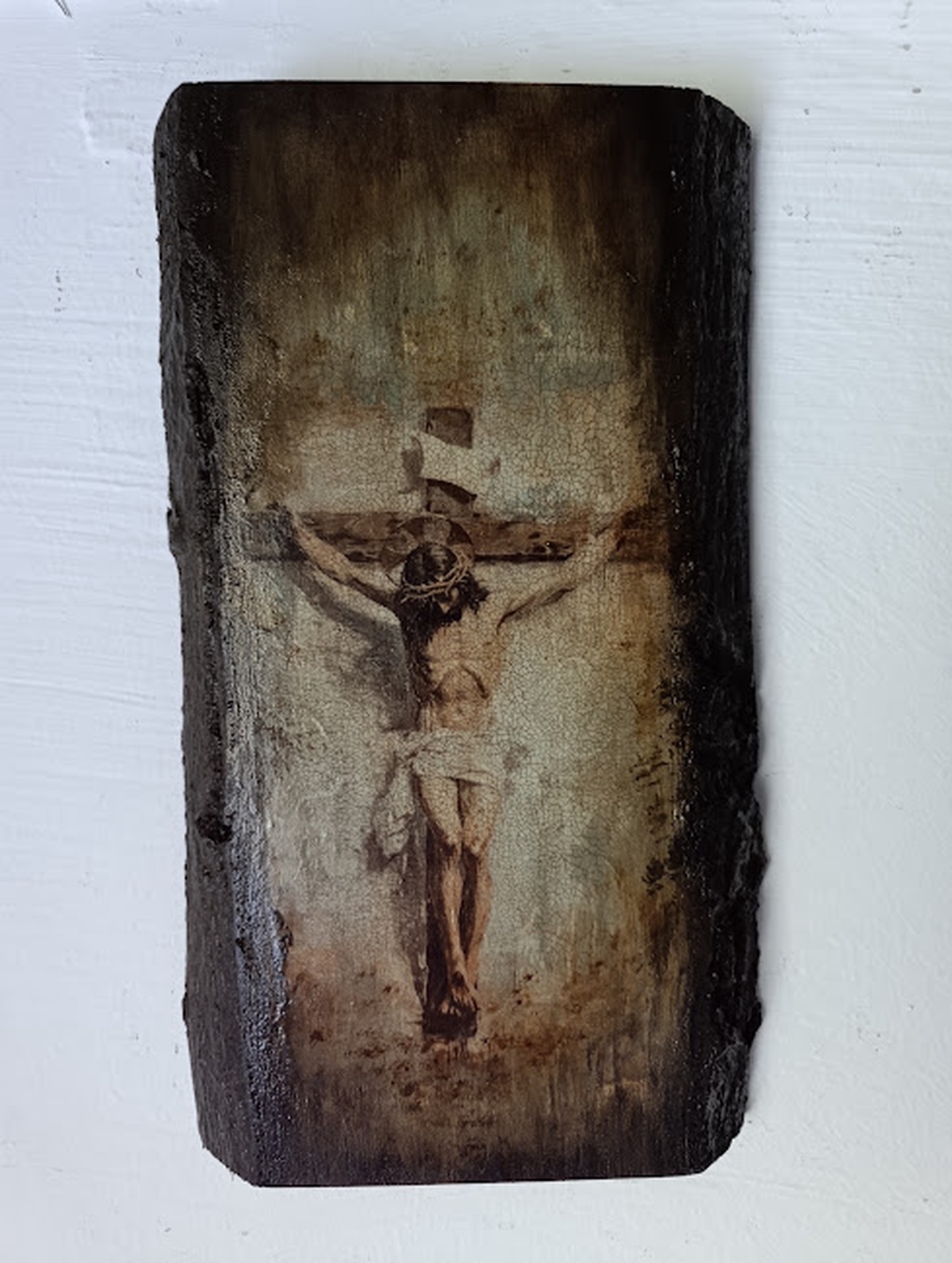 Răstignirea -Icoană pe Lemn Unicat Antichizată - casă & stil de viață - accesorii religioase - icoane cu sfinți - Artynos.ro