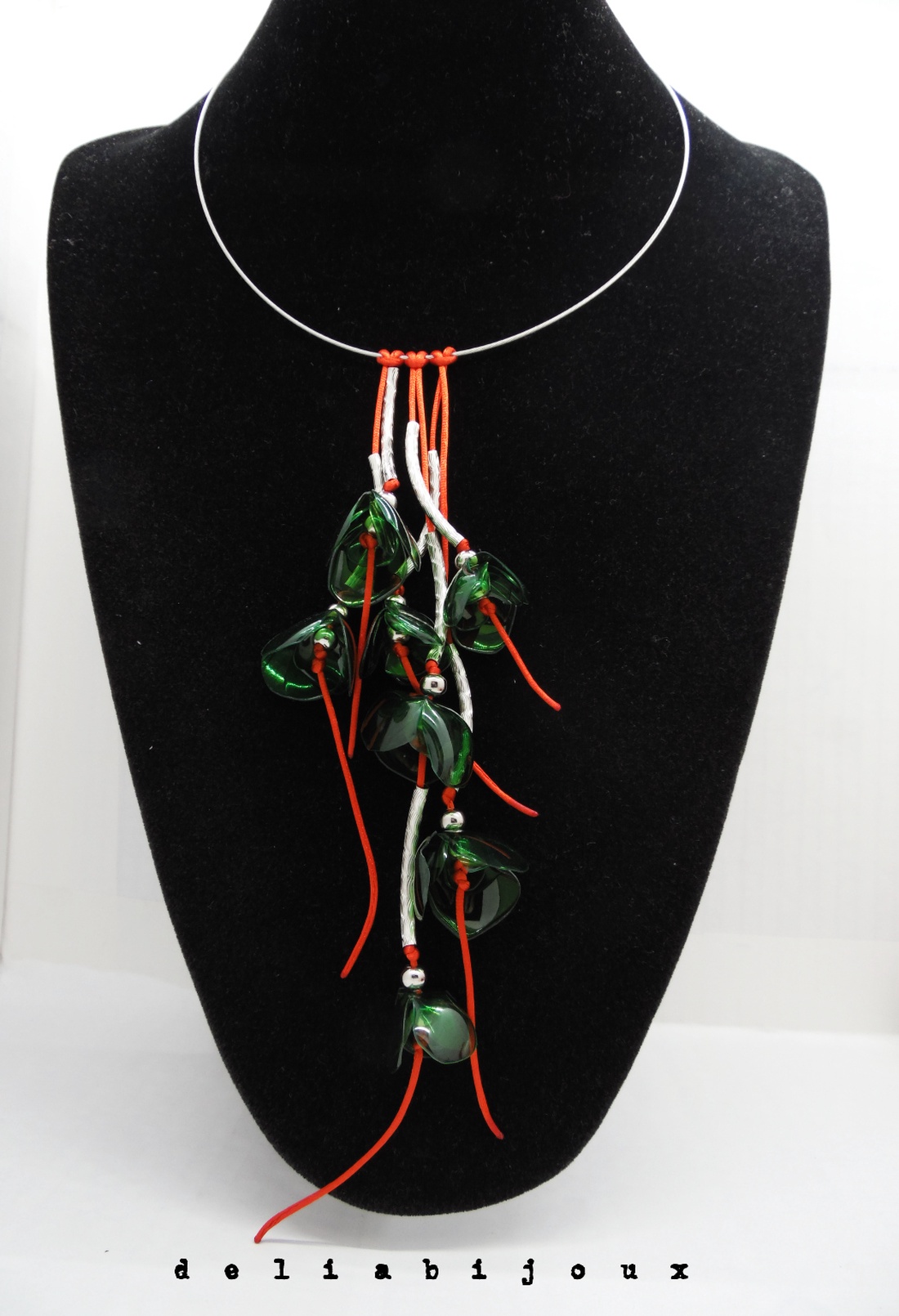 Colier statement handmade unicat - PET-uri (plastic) reciclate - flori (cod989) - bijuterii - coliere - coliere statement - Artynos.ro