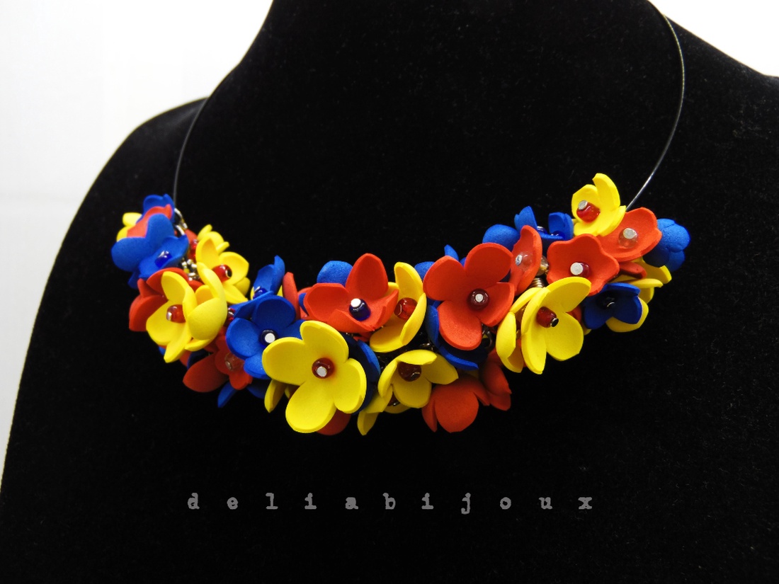 Colier handmade statement - Tricolor (cod1262) - bijuterii - coliere - coliere statement - Artynos.ro Colier handmade statement - Tricolor (cod1262) - bijuterii - coliere - coliere statement - Artynos.ro