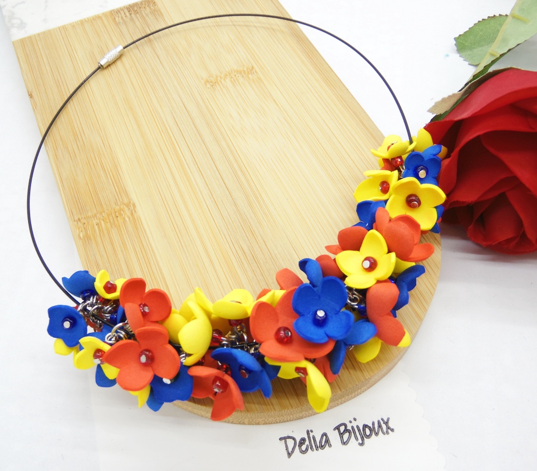 Colier handmade statement - Tricolor (cod1262) - bijuterii - coliere - coliere statement - Artynos.ro Colier handmade statement - Tricolor (cod1262) - bijuterii - coliere - coliere statement - Artynos.ro