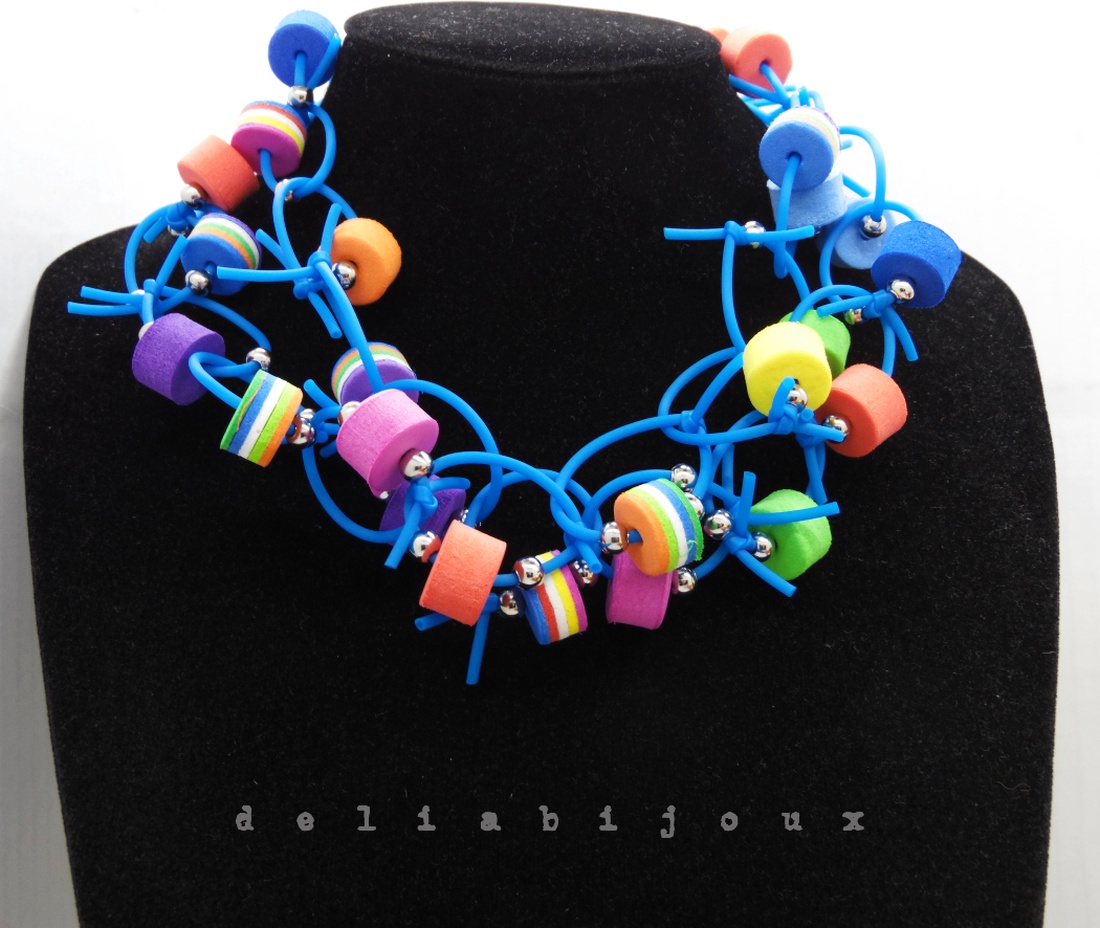 Colier statement unicat multicolor din silicon si foamiran (cod1277) - bijuterii - coliere - coliere statement - Artynos.ro Colier statement unicat multicolor din silicon si foamiran (cod1277) - bijuterii - coliere - coliere statement - Artynos.ro