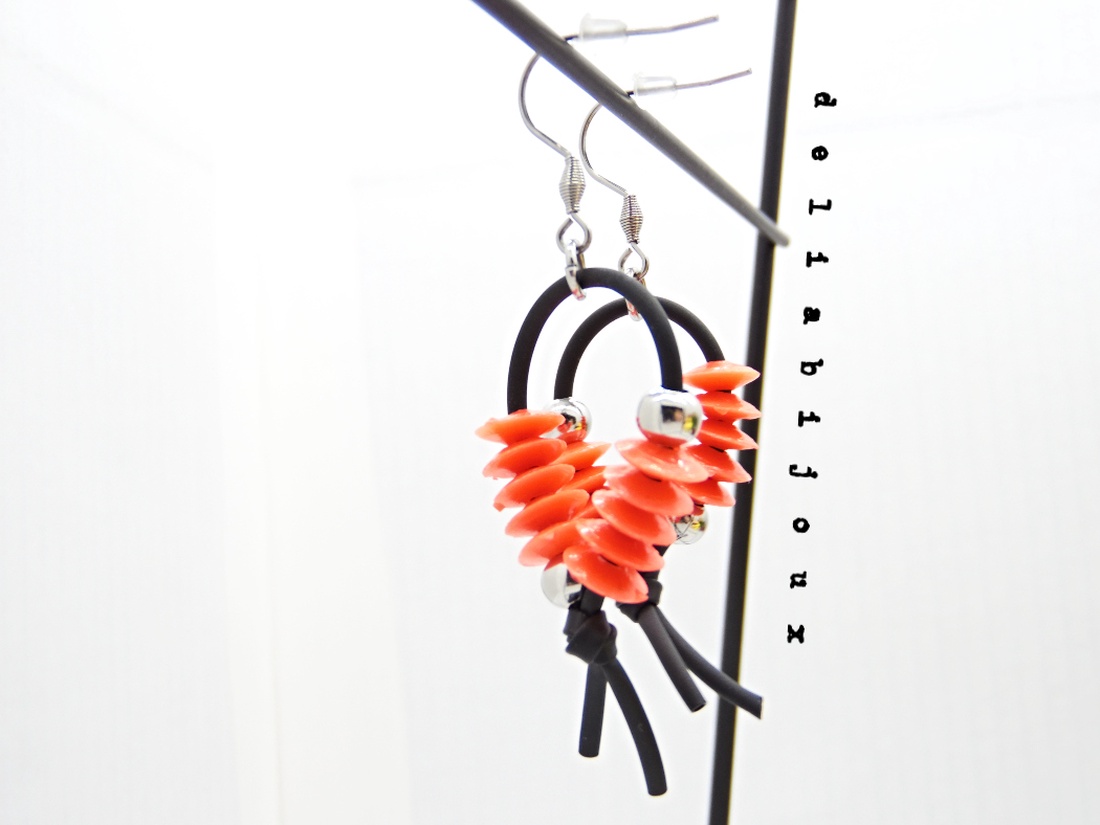 Cercei handmade unicat - stil urban (cod 1207) - bijuterii - cercei - cercei cerc - Artynos.ro Cercei handmade unicat - stil urban (cod 1207) - bijuterii - cercei - cercei cerc - Artynos.ro
