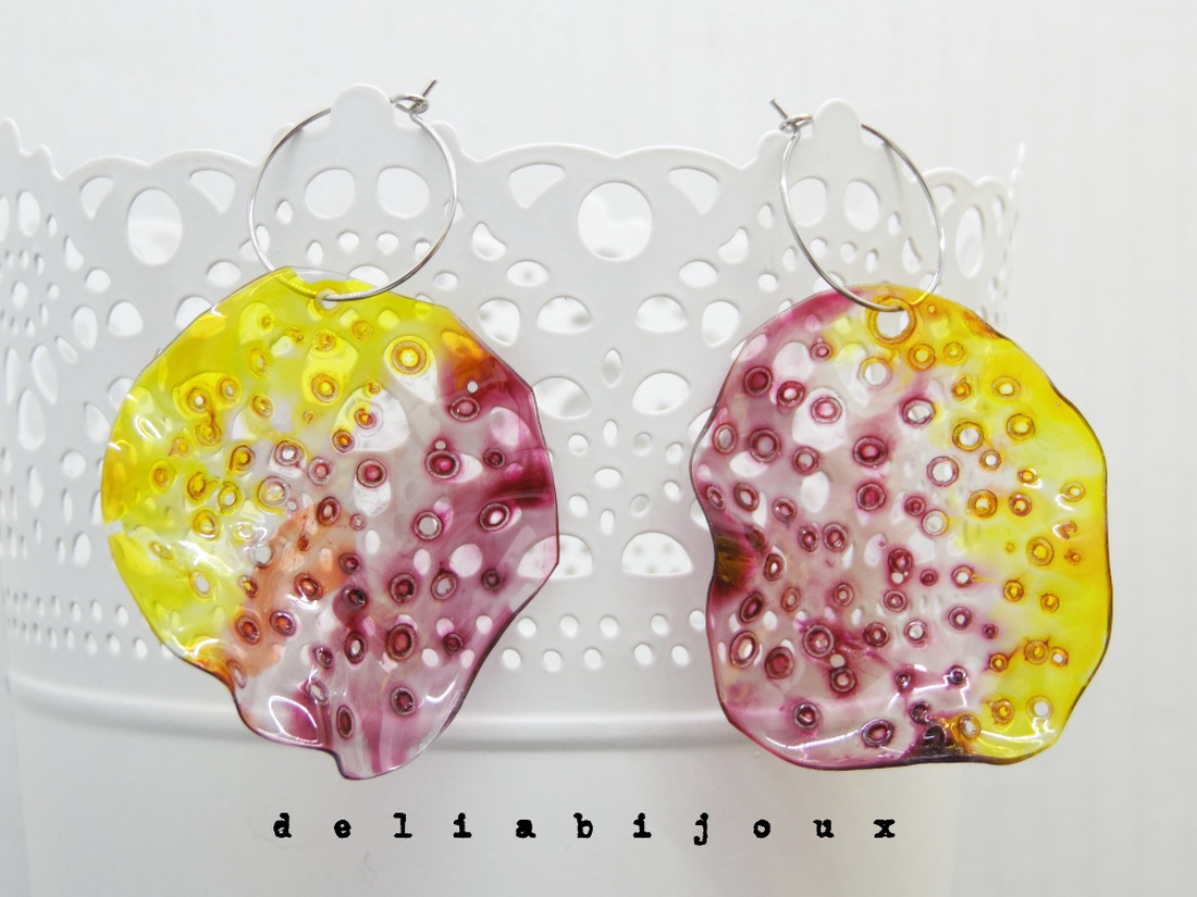 Cercei statement handmade unicat - PET-uri (plastic) reciclate (cod1189) - bijuterii - cercei - cercei cerc - Artynos.ro