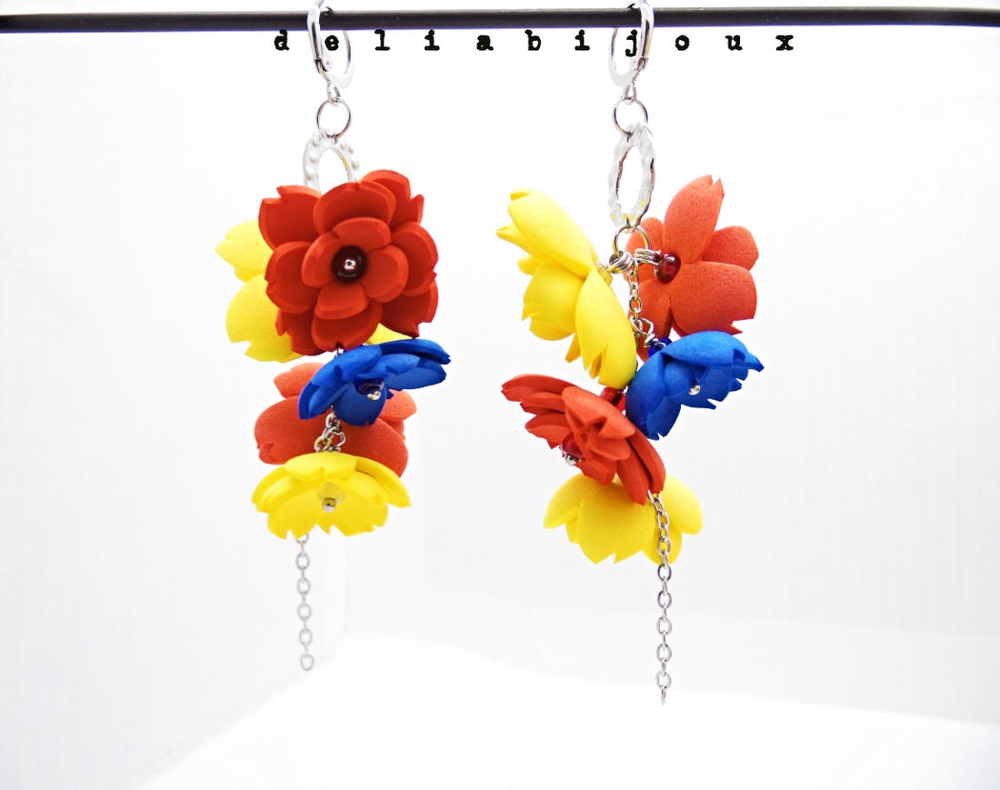 Cercei statement lungi cu flori Tricolor handmade unicat din foamiran și inox (cod1298) - bijuterii - cercei - cercei candelabru - Artynos.ro Cercei statement lungi cu flori Tricolor handmade unicat din foamiran și inox (cod1298) - bijuterii - cercei - cercei candelabru - Artynos.ro