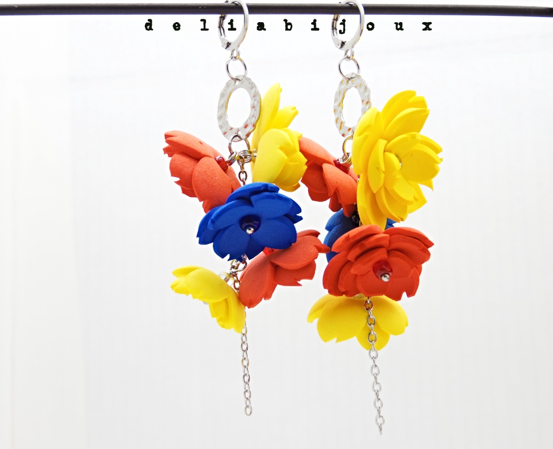 Cercei statement lungi cu flori Tricolor handmade unicat din foamiran și inox (cod1298) - bijuterii - cercei - cercei candelabru - Artynos.ro Cercei statement lungi cu flori Tricolor handmade unicat din foamiran și inox (cod1298) - bijuterii - cercei - cercei candelabru - Artynos.ro