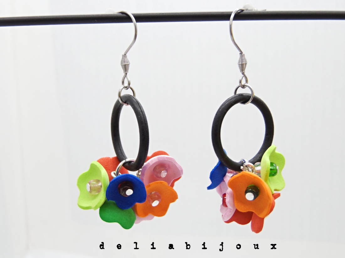 Cercei Handmade din Foamiran cu Flori și Mărgele (cod1158) - bijuterii - cercei lungi - Artynos.ro