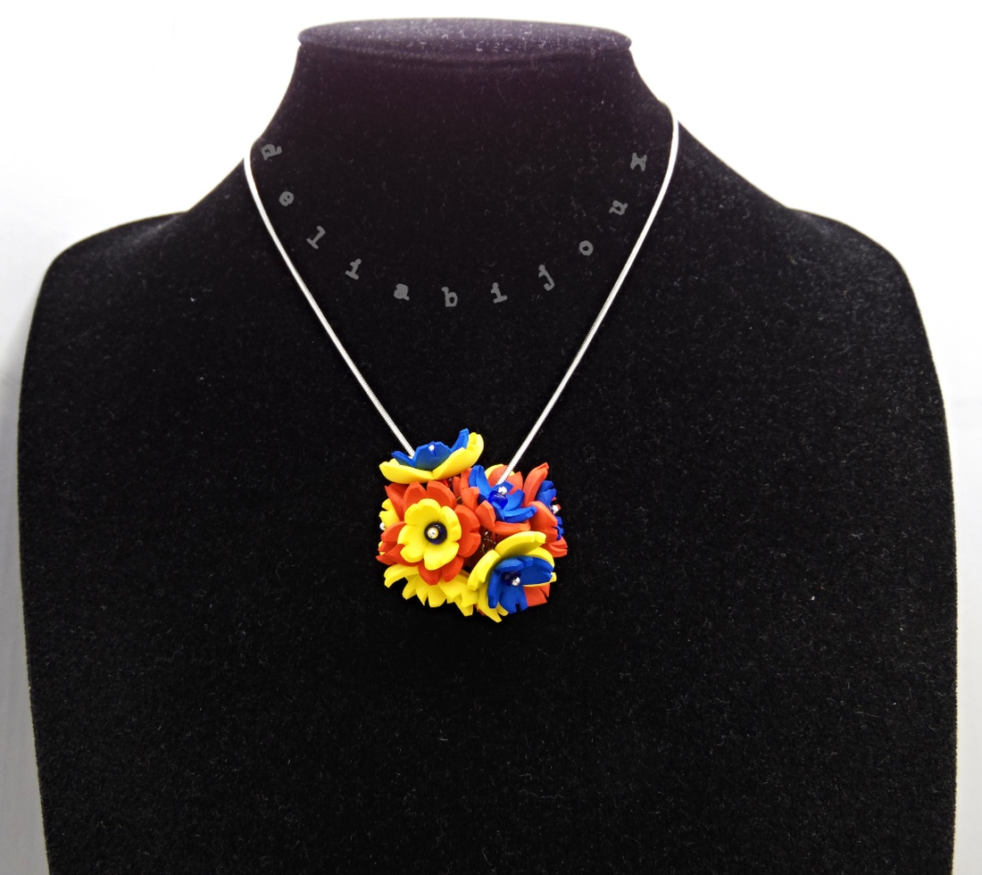 Set bijuterii handmade cu flori - Tricolorul Romaniei (cod1331) - bijuterii - seturi de bijuterii - Artynos.ro