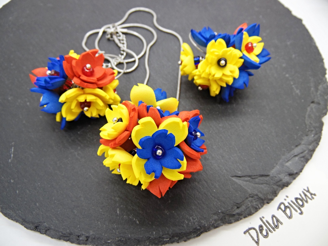 Set bijuterii handmade cu flori - Tricolorul Romaniei (cod1331) - bijuterii - seturi de bijuterii - Artynos.ro