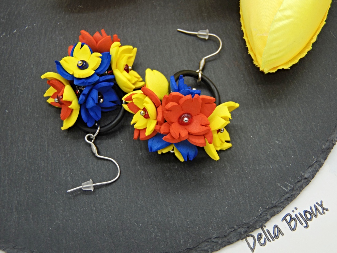 Cercei handmade statement - flori - Tricolorul Romaniei (cod1339) - bijuterii - cercei - cercei lungi - Artynos.ro