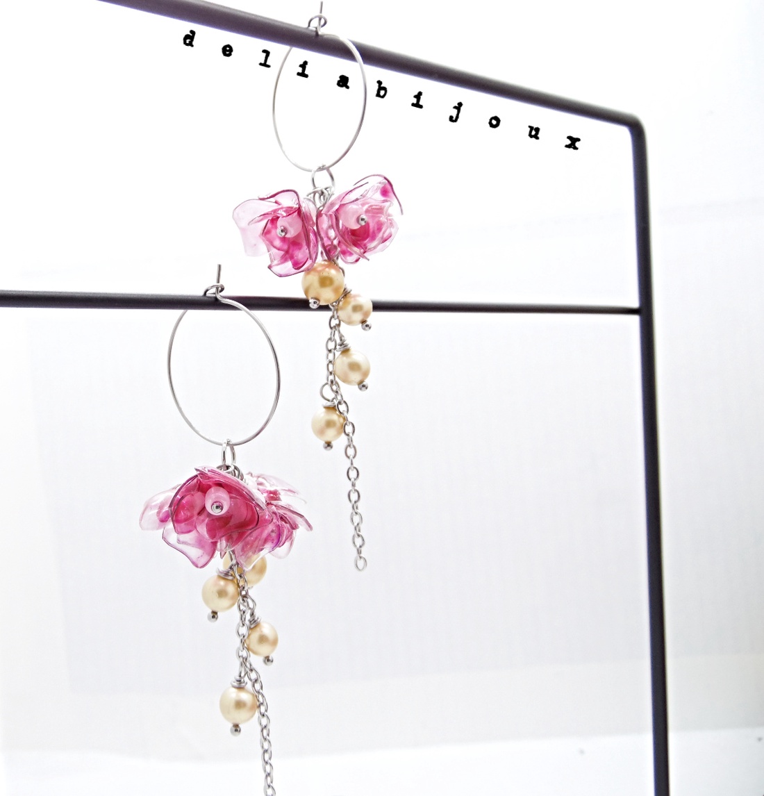 Cercei statement handmade unicat - PET-uri (plastic) reciclate - flori (cod1353) - bijuterii - cercei - cercei lungi - Artynos.ro