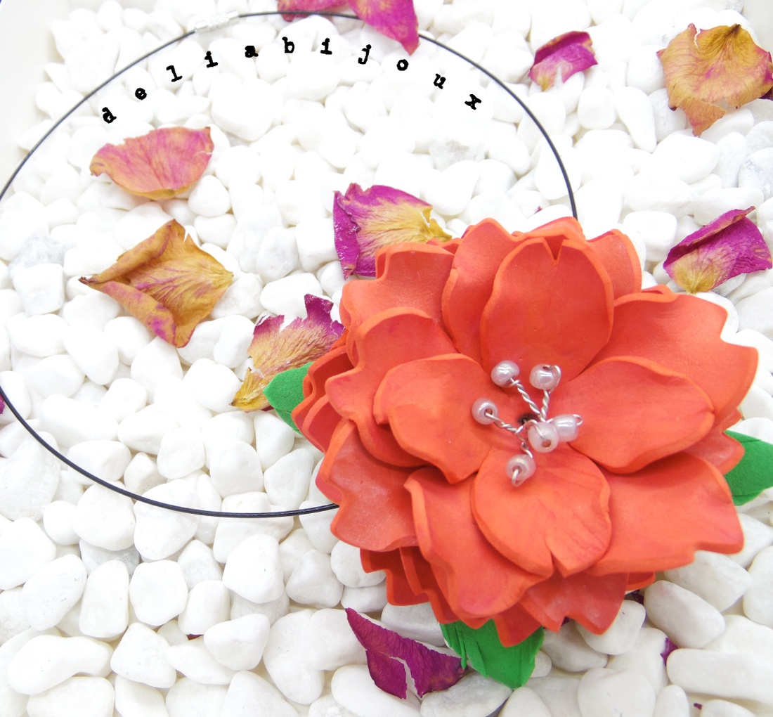 Colier handmade statement unicat -floral - foamiran (cod964) - bijuterii - coliere - coliere cu pandative - Artynos.ro