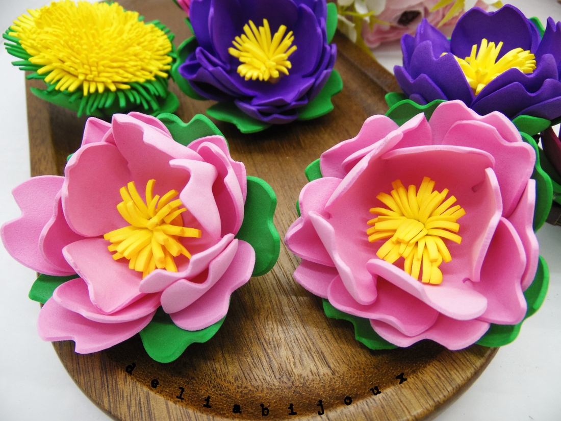 Brosa statement handmade unicat - Martisor - floare (cod1165) - bijuterii - broșe - Artynos.ro