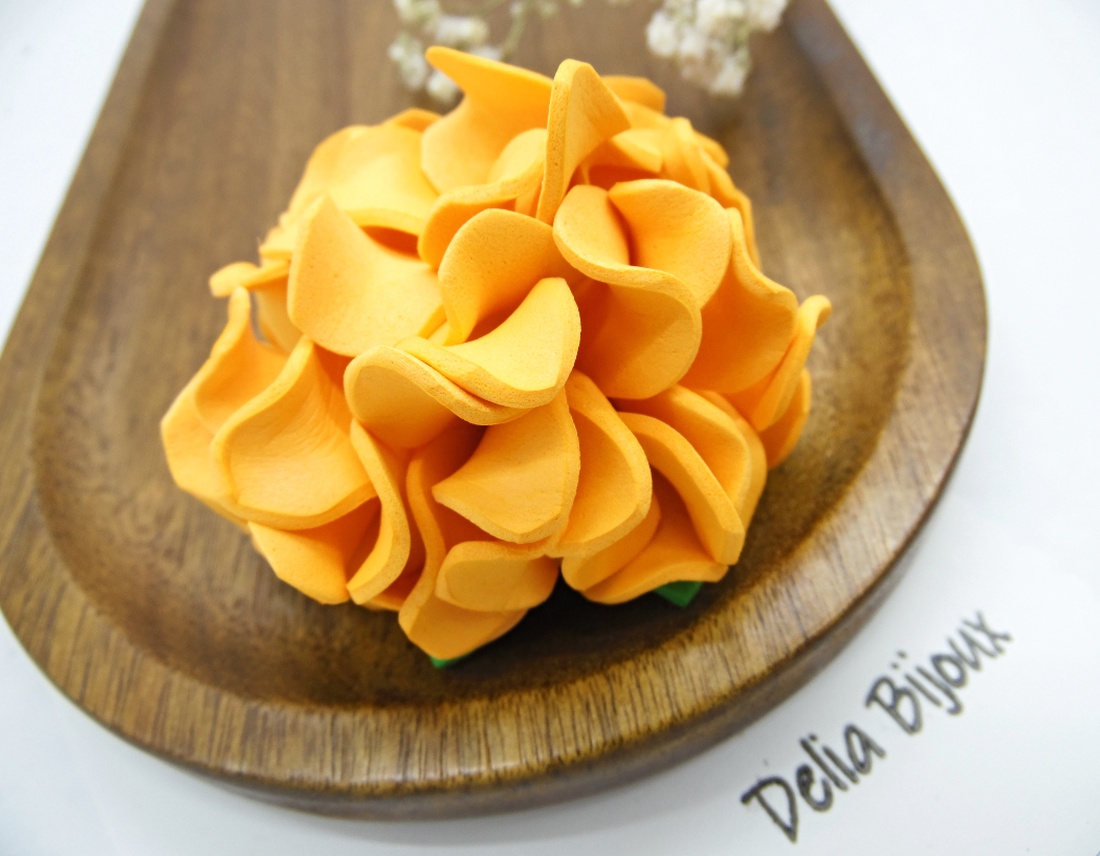 Brosa statement handmade unicat - Martisor - floare (cod1162) - bijuterii - broșe - Artynos.ro