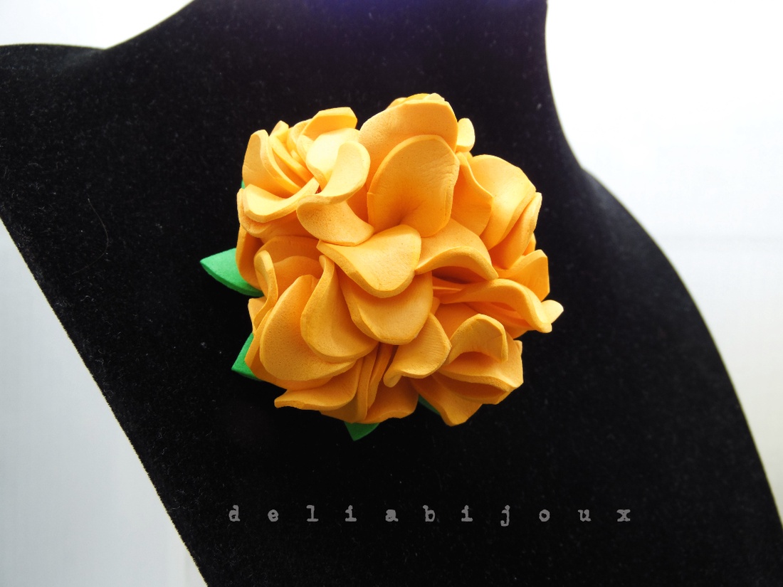 Brosa statement handmade unicat - Martisor - floare (cod1162) - bijuterii - broșe - Artynos.ro