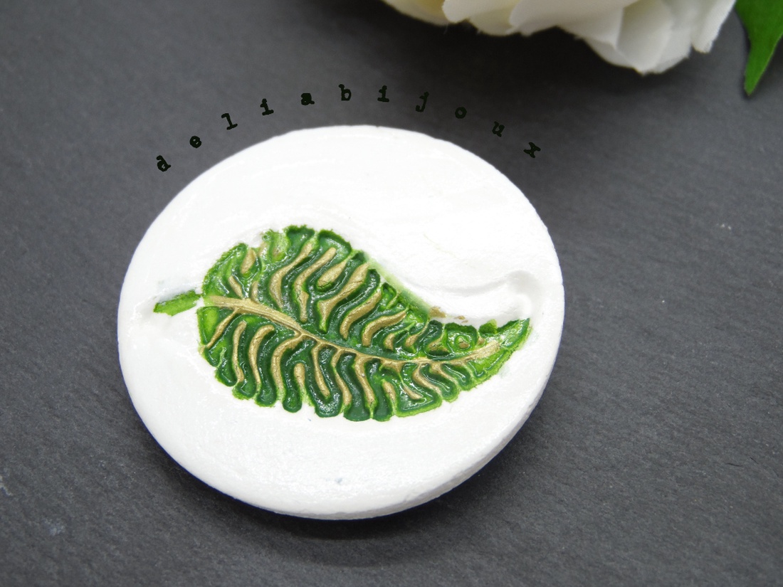 Brosa statement handmade unicat - Martisor (cod927) - bijuterii - broșe - Artynos.ro