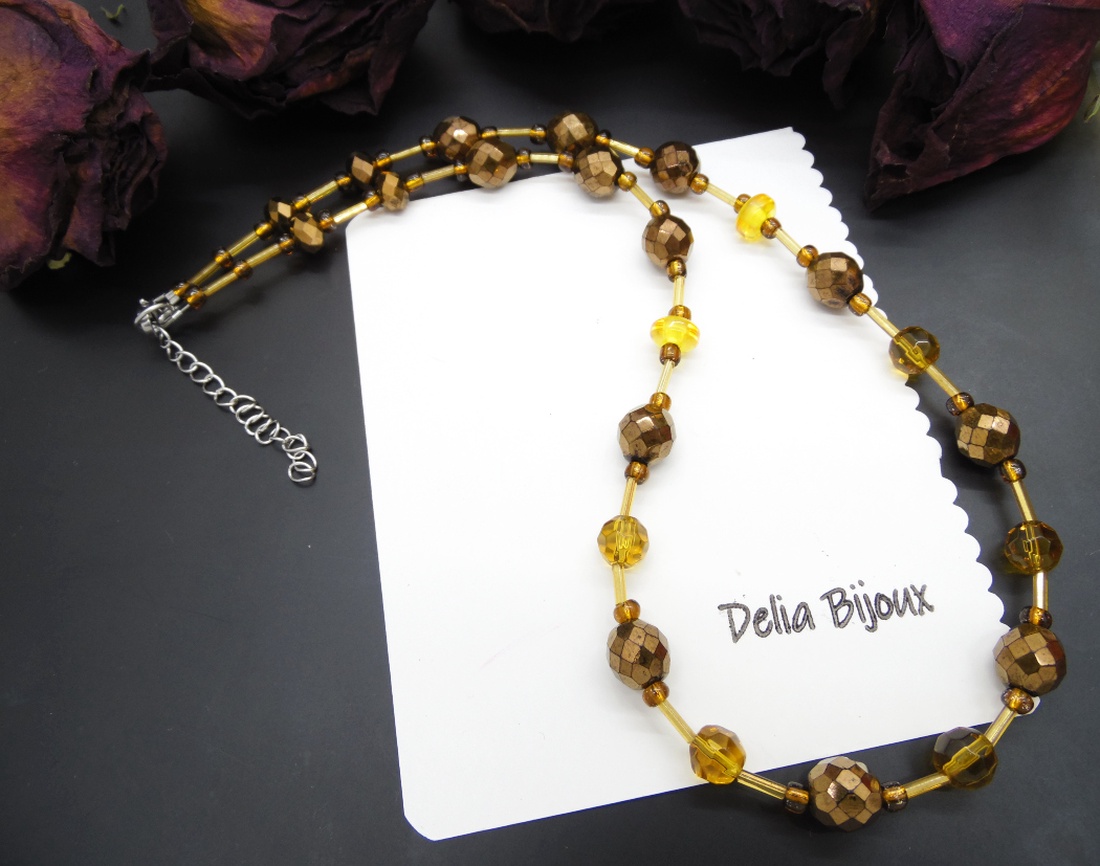 Colier handmade -margele nisip, margele sticla (cod1204) - bijuterii - coliere - coliere din mărgele - Artynos.ro