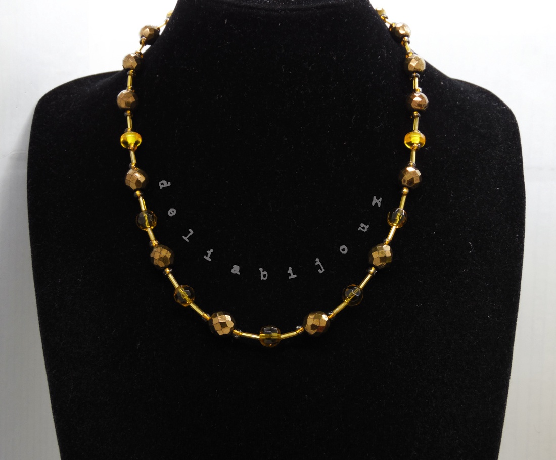 Colier handmade -margele nisip, margele sticla (cod1204) - bijuterii - coliere - coliere din mărgele - Artynos.ro