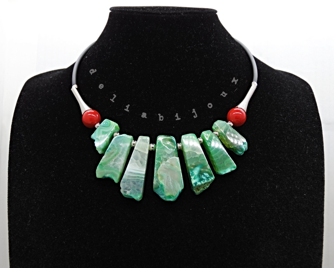 Colier statement cu agate naturale și mărgele de scoică (cod1358) - bijuterii - coliere - coliere din pietre semiprețioase - Artynos.ro