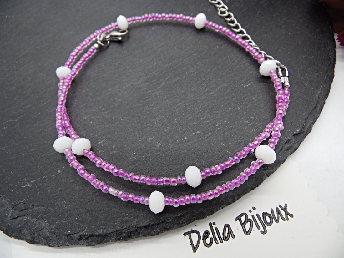 Colier unicat din mărgele de nisip roz și cristale albe fațetate (cod1366) - bijuterii - coliere - coliere din mărgele - Artynos.ro