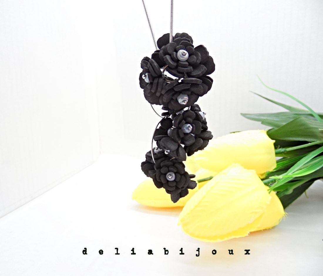 Set bijuterii cu flori negre (cod1380) - bijuterii - seturi de bijuterii - Artynos.ro