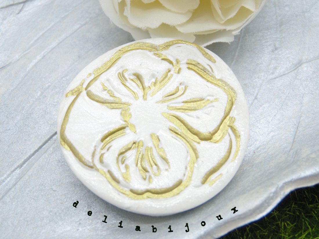 Brosa statement handmade unicat - Martisor (cod932) - bijuterii - broșe - Artynos.ro